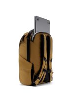 Peak Design Everyday Backpack 20L Coyote - Image 4