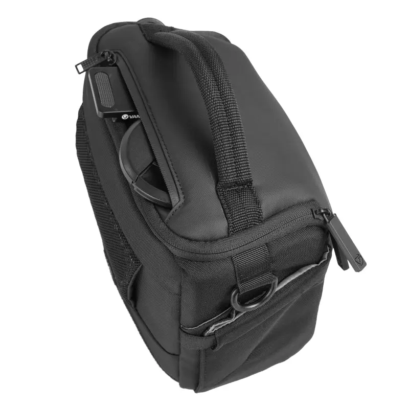 Vanguard VEO Adaptor 24M BK – Shoulder Bag Black - Image 9